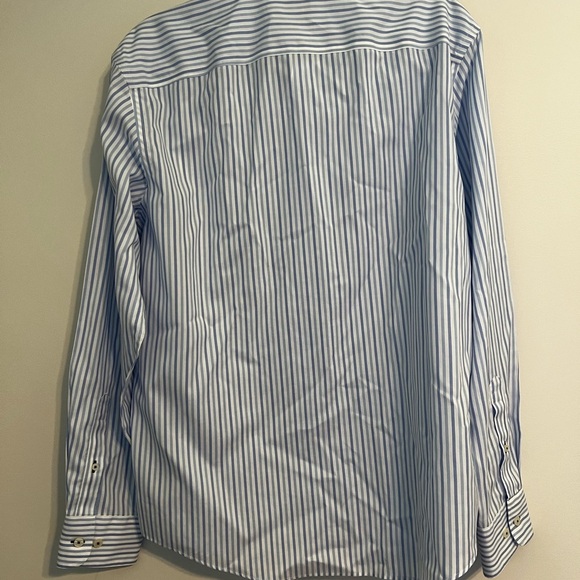 UNTUCKit Blue and White Striped Dress Shirt size XL - Picture 2 of 3